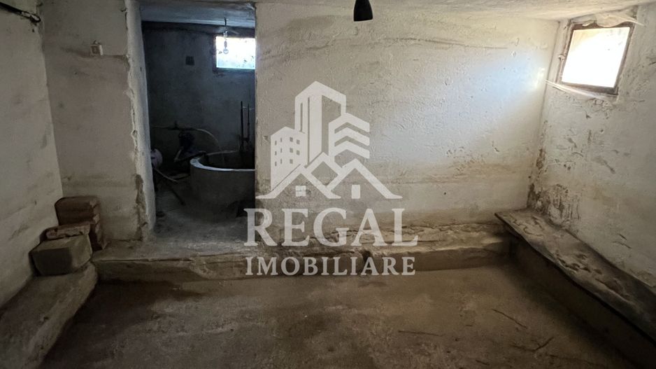 Casă de vânzare în sat Bos – oportunitate pentru locuință sau afacere - Poză 13