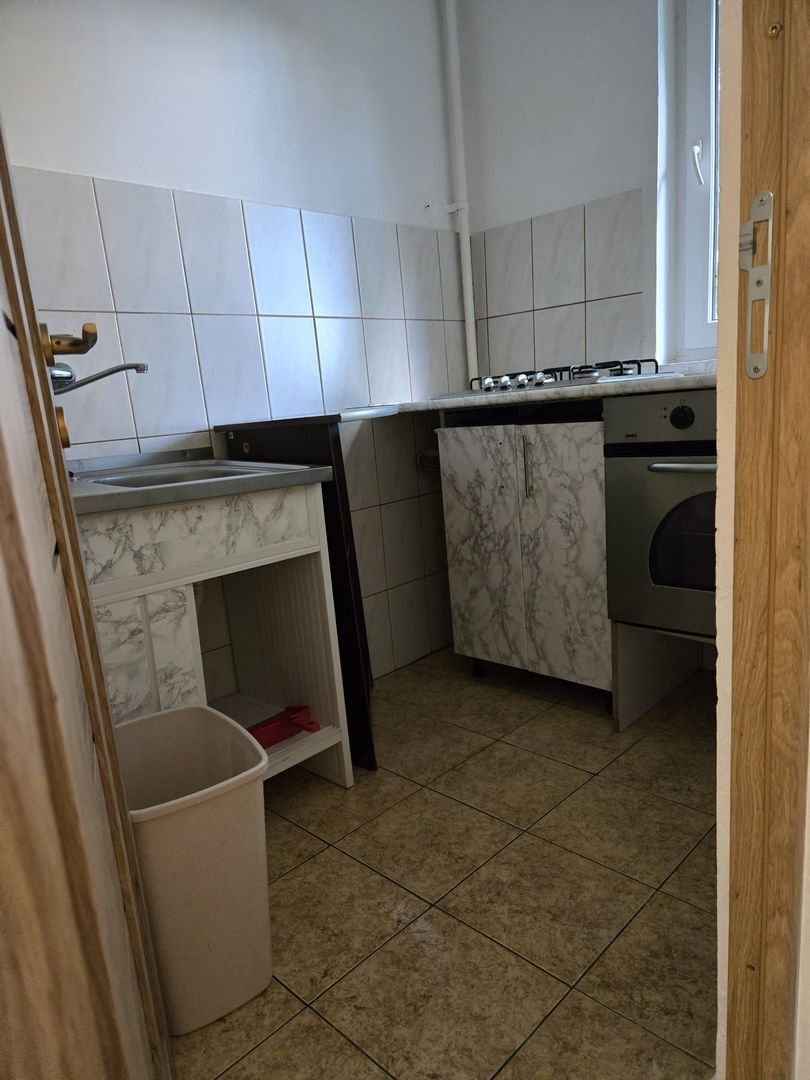 Apartament cu 1 camera Drumul Taberei - Poză 6