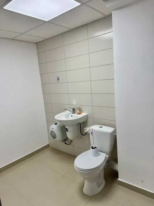 Spațiu de închiriat unical În Ghencea - Poză 7