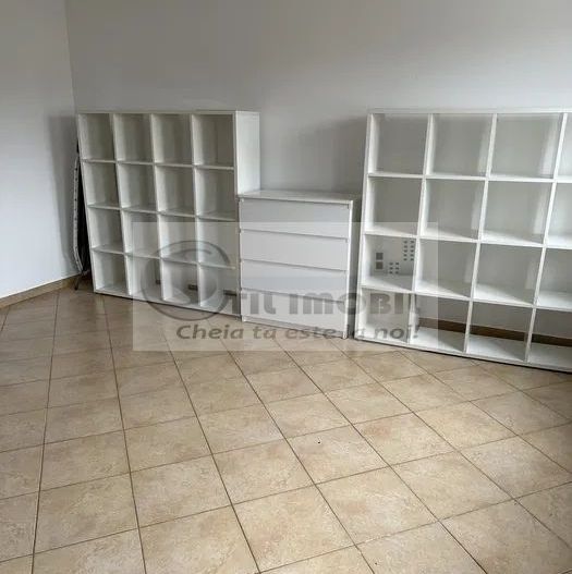 Vila 4 camere Valea Adanca - 730 euro - Poză 5