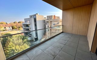 APARTAMENT DEOSEBIT CU 3 CAMERE LA VANZARE CU VEDERE LA LAC - Poză 17