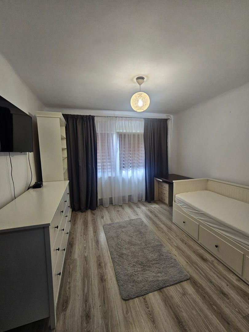Apartament 3 camere, decomandat- 1 Mai, Sara - Poză 14
