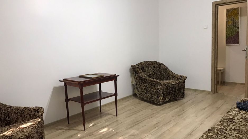 Apartament 3 camere – Centru, Str. Domneasca (langa Hotel Mercure) - Poză 12