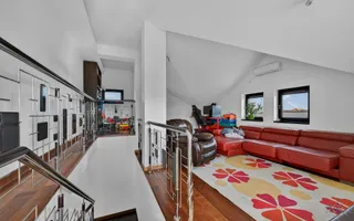 Vila cu design spectaculos, tehnologie smart & lifestyle complet - Poză 31