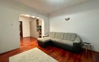 Casă parter 123 mp, complet renovată, curte generoasă, teren 400 mp - Giulesti - Poză 13