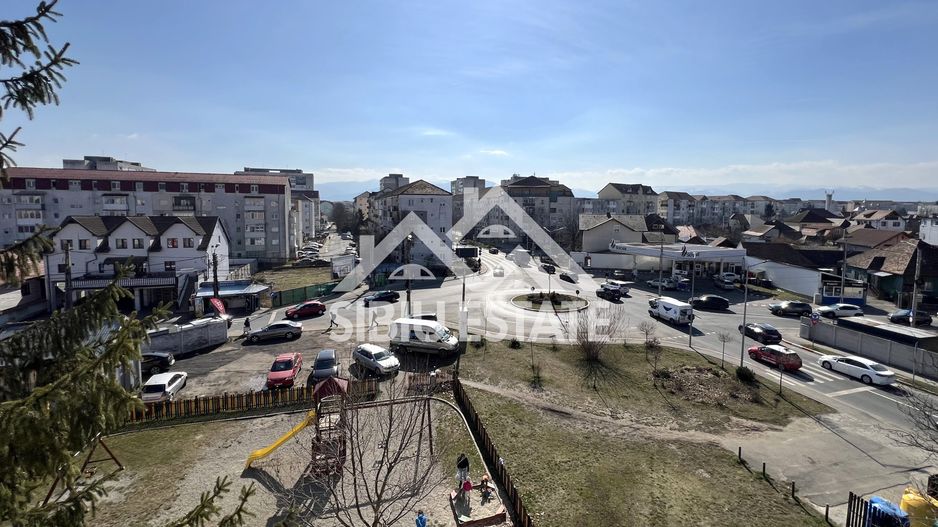 Apartament 2 camere cu balcon, pivnita Sibiu, scoala 9 - Poză 1