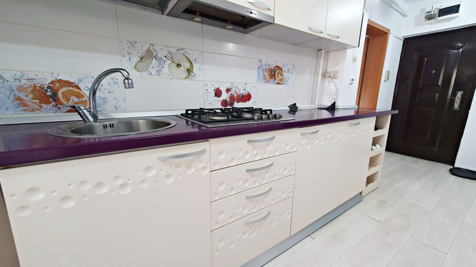 Apartament 3 camere decomandat, Racadău – zonă verde, aproape de Tâmpa - Poză 1