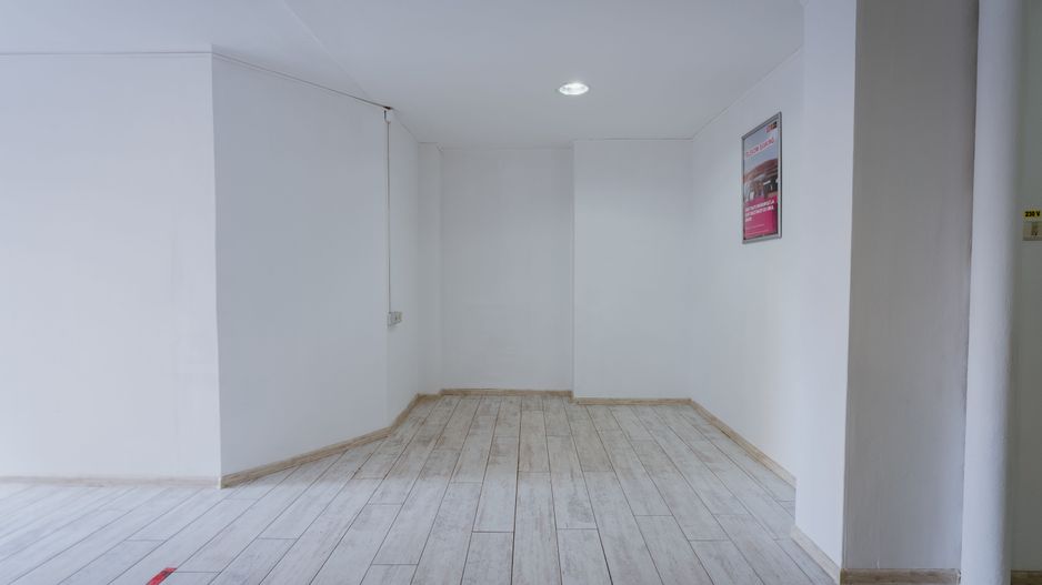 Spațiu comercial pe strada Mețianu - Poză 7