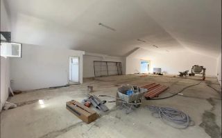 Hala industrială de vânzare, Holboca, 350 mp construcție, teren 500 mp - Poză 2