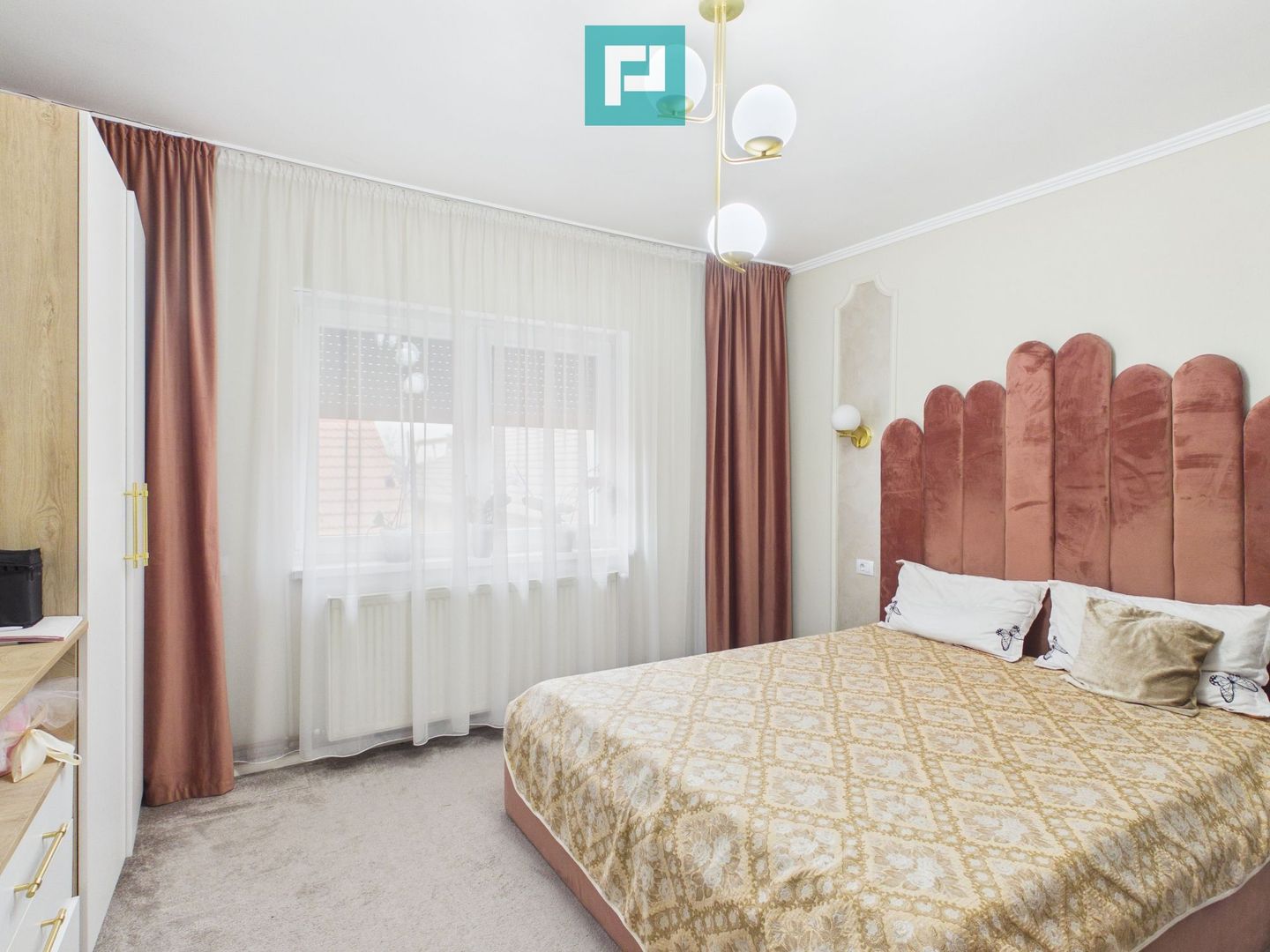 Casă la curte, 65 mp utili, 2 camere, curte mare - Poză 14