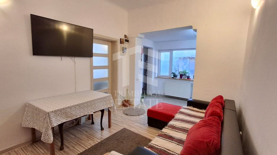 Casa de vanzare 3 camere Zona  Timpuri Noi - Poză 2
