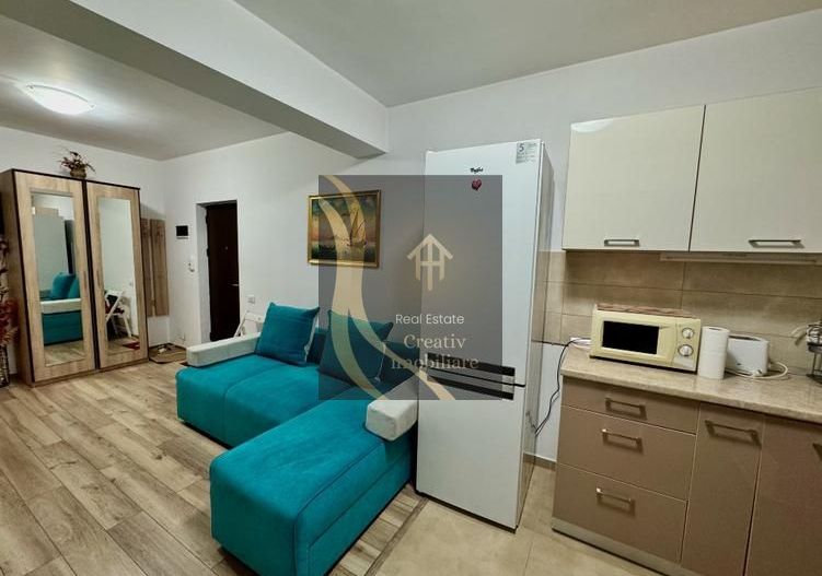 Garsonieră lux 39 mp, mobilată, balcon, etaj 4/4, bloc 2017 - Valea Doftanei - Poză 3