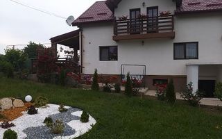 Casă modernă de vânzare, 4 camere, 190 mp, teren 550 mp, Fetești - Poză 1
