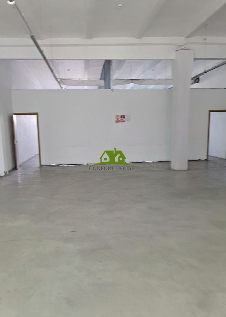 Cladire ideală pentru diverse scopuri comerciale sau industriale - Poză 12