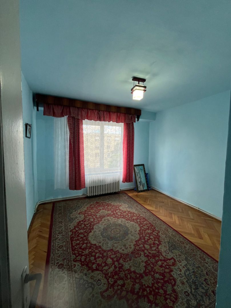 Apartament 4 camere 2 bai Central - Poză 10