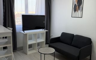 Garsonieră spațioasă de închiriat Eroii Revoluției - Poză 1