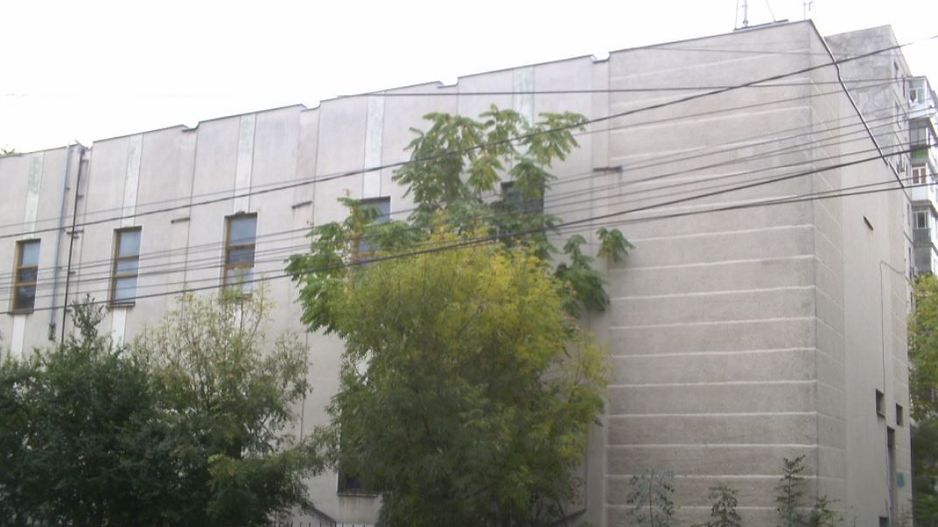 cladire comerciala/birouri Ploiesti - Poză 2