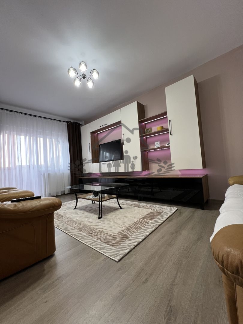 Apartament 2 camere decomandat,renovat integral, mobilier nou /pivniță - Poză 1