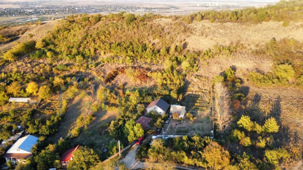 Casă în Vladiceni, comuna Tomesti, județul Iași - 3 camere, 1360 mp teren - Poză 4