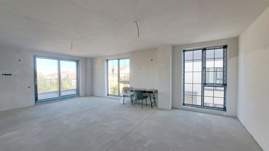 Penthouse 150 mp utili+ terase 200 mp+ 2 parcari subterane +curte 120 mp - Poză 5