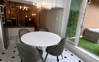 Apartament premium,  Palatul Parlam, cu terasa si panouri solare - Poză 2