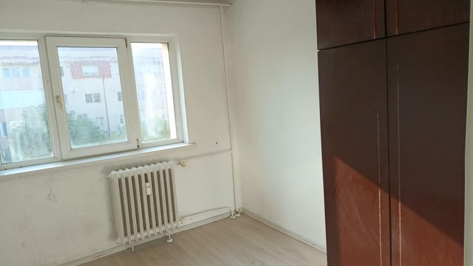 Girocului | 3 Camere | Bloc izolat - Poză 12