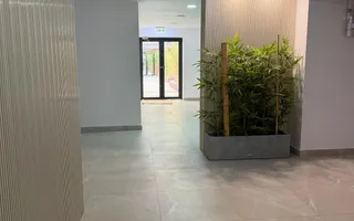 Prima inchiriere 2 camere, mobilat , Hills Titanium, parcare subterana - Poză 17