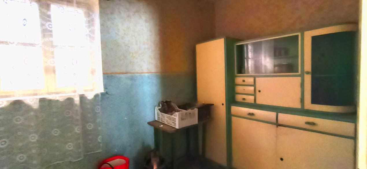 Casa cu teren generos | front 24.5 m - Poză 8