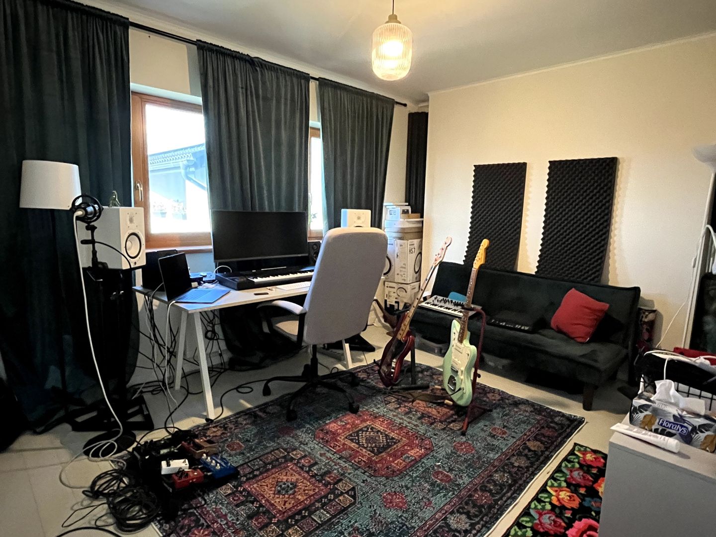 Locuinta spatioasa in triplex - Poză 23