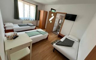 Casă spațioasă cu potențial de pensiune sau clinica, zona Zorilor - Poză 4