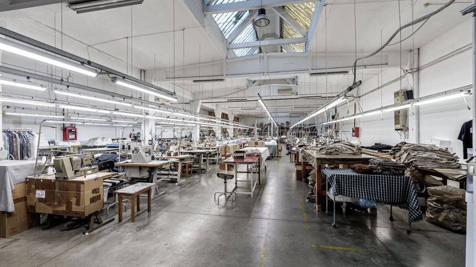 Hală industrială în suprafață de 675 mp - Poză 1