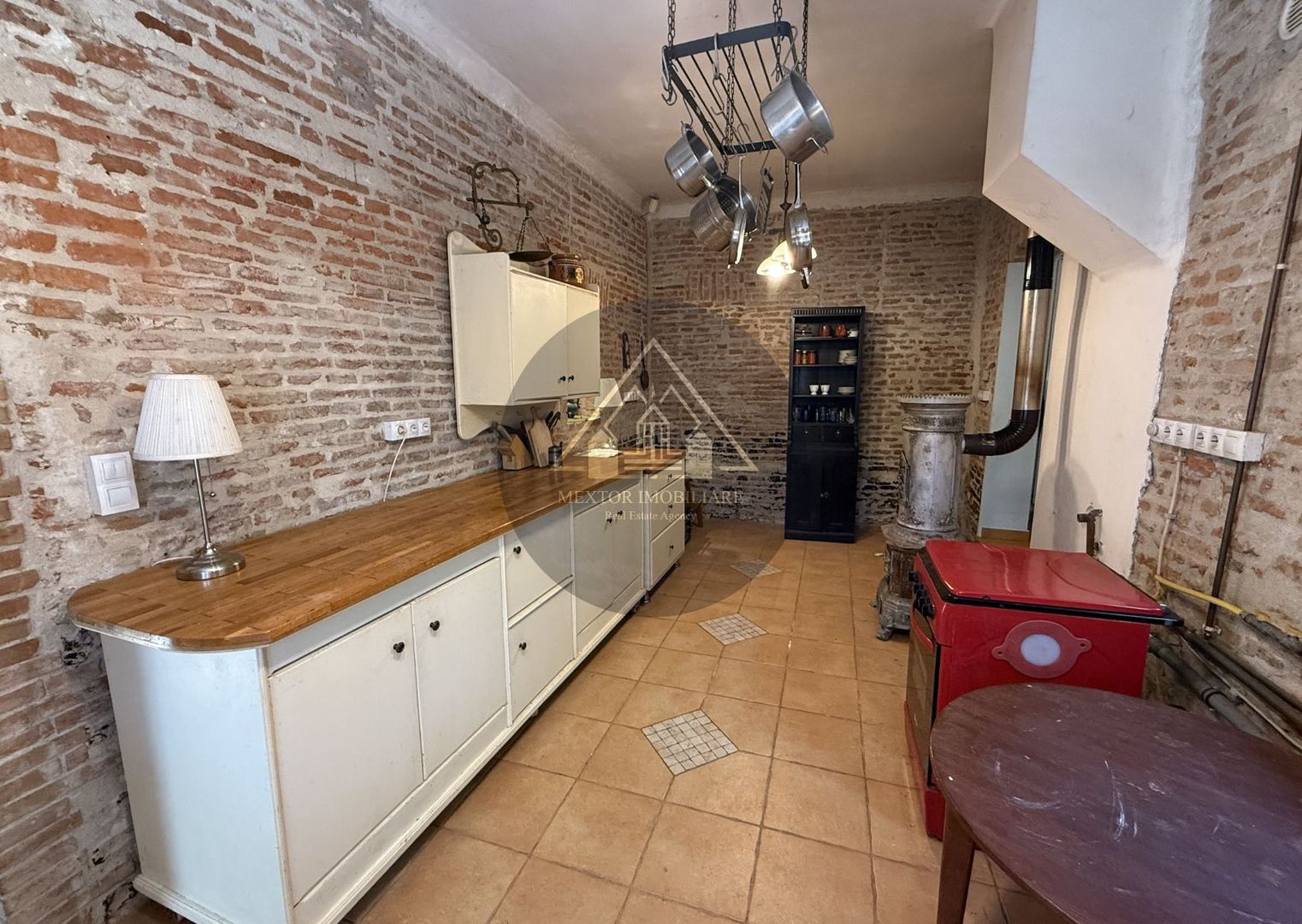 Casă restaurată | Transilvania | Mobilier autentic - Poză 26