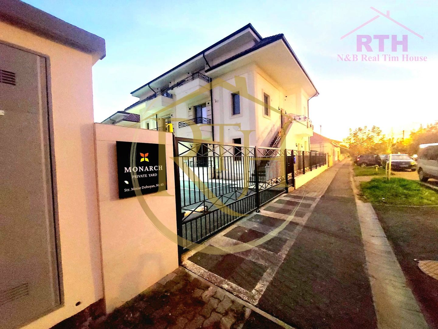 Oferim spre inchiriere, apartament cu 2 camere, Parcare privata - Poză 4