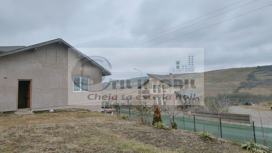 IASI VISAN BUCIUM CASA DUPLEX LA STRADA - 114,000 € - Poză 7