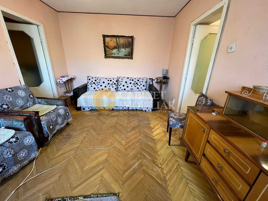 TATARASI -2 CAMERE- 54MP- ETAJ 2- LA BULEVARD - Poză 2