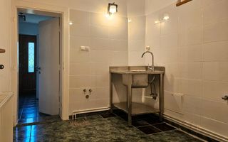 Casa deosebita cu 6 camere Central Brașov - 210 mp - Poză 5