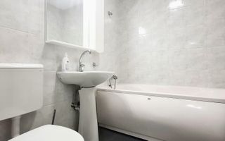 Apartament 2 camere, 57mp, nemobilat, garaj subteran, zona Platinia - Poză 6