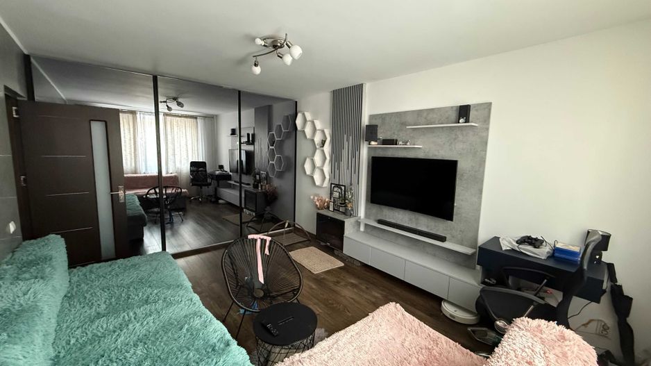 Apartament 2 camere, mobilat si utilat, Drumul Taberei - Poză 1