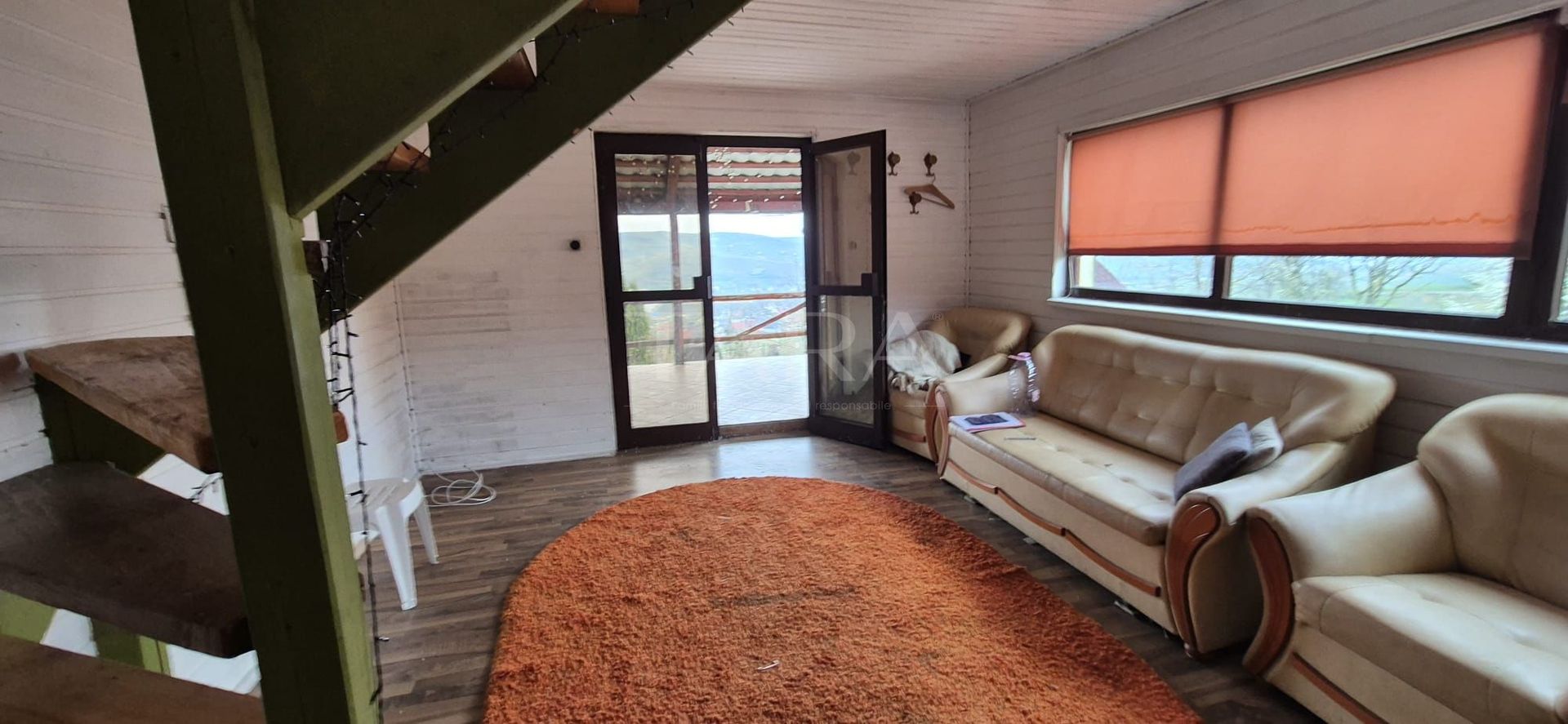 Casa de vacanta cu teren generos  Campenesti - Poză 2