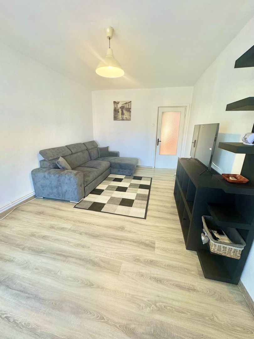 De închiriat apartament 2 camere – Sos. București, deasupra CEC Bank - Poză 1