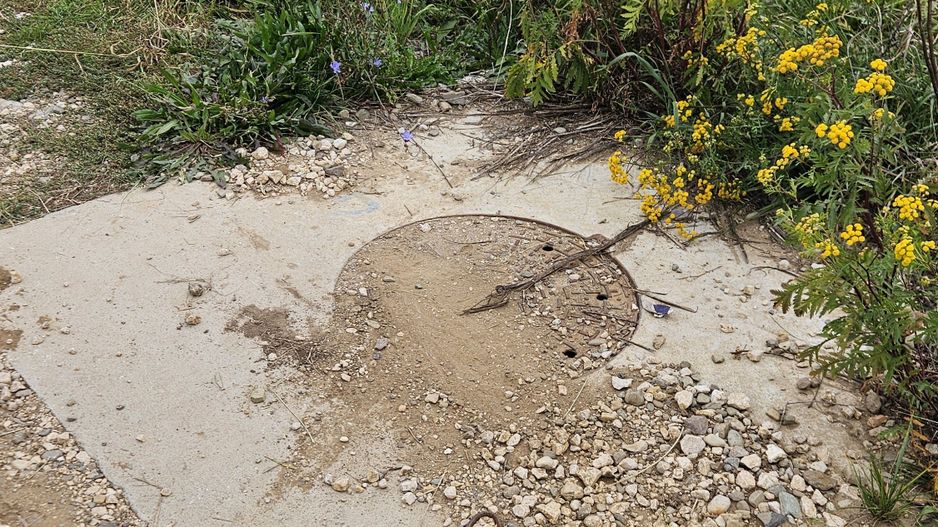 Feldioara,teren casa intravilan, utilitati in fata - Poză 8