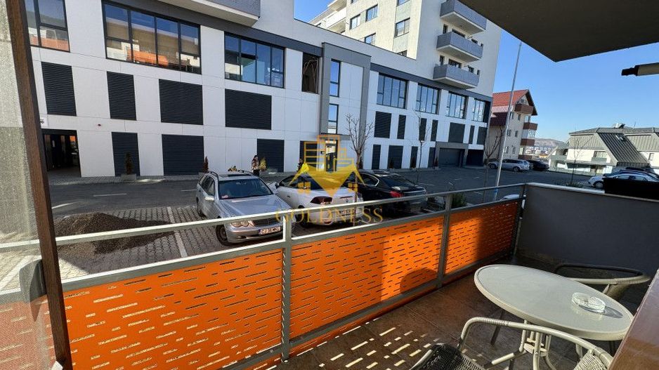 2 camere, modern, bloc nou, parcare subterana, Sub Cetate, zona Profi - Poză 4