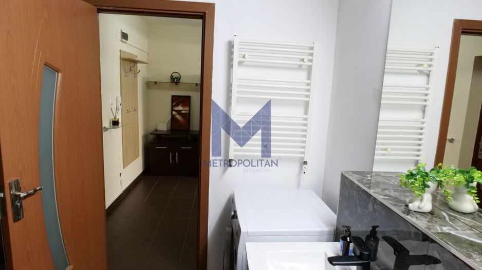 De închiriat apartament luminos 3 camere - Poză 10