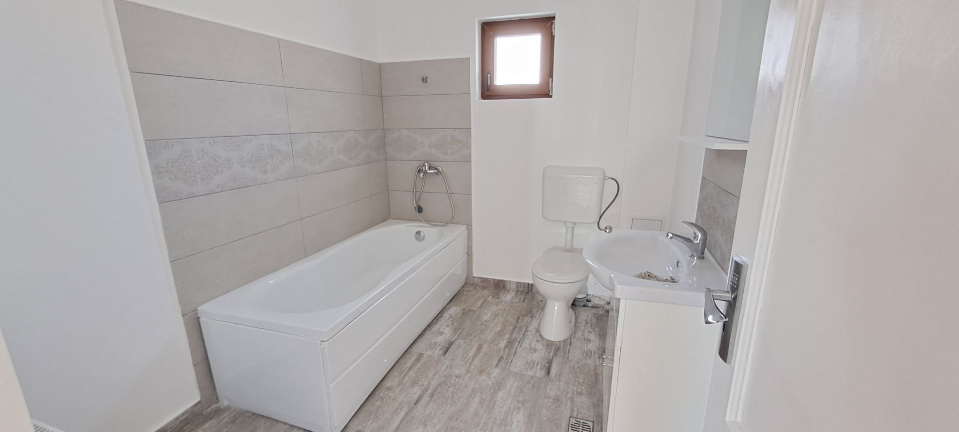 Dragomiresti Deal, casa finalizata, acte disponibile, utilitati, STB - Poză 9