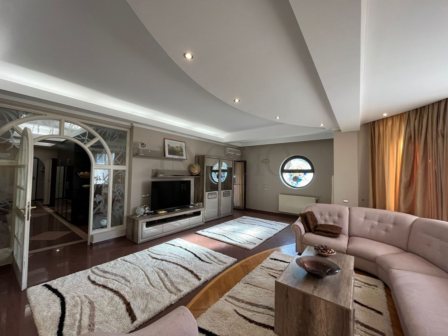 Apartament 4 camere | Herăstrău | 149 mp utili | 4 balcoane | Parcare - Poză 1
