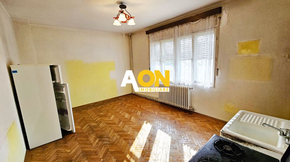 Casa tip duplex, 4 camere, garaj. Cetate, zona HCC - Poză 4