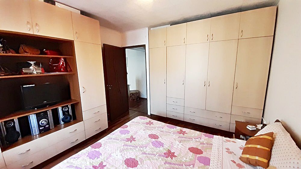 In Feldioara, la 17 Km de Brasov, apartament 2 camere, 43000 euro - Poză 12