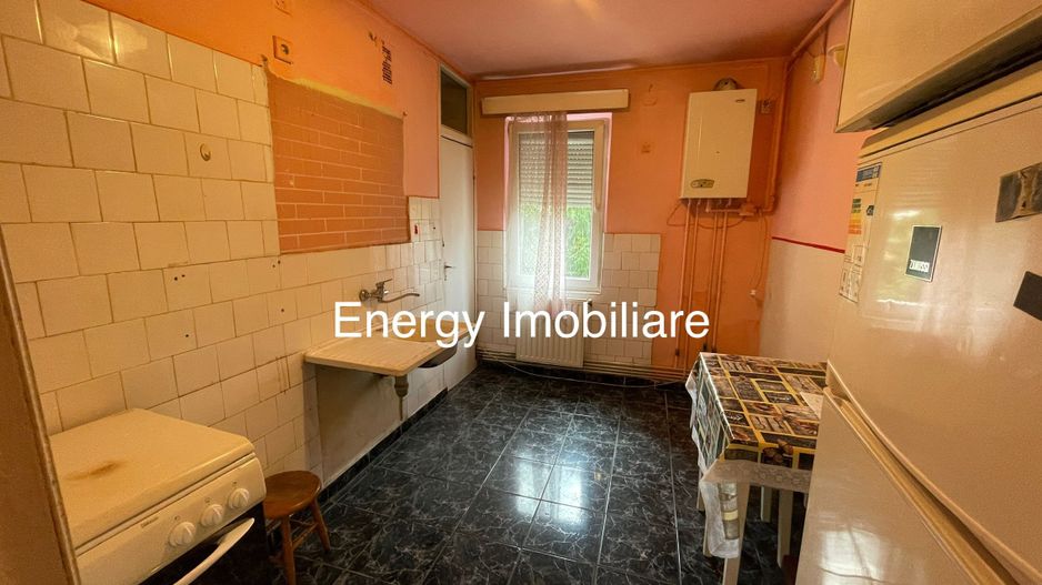 Apartament cu 2 camere,zona Tudor - Poză 6