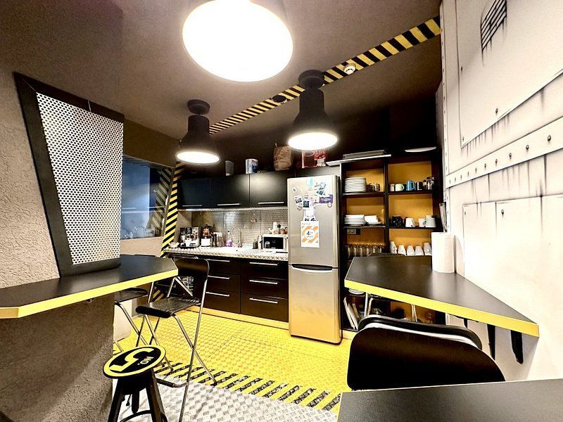 Spacecraft Office - Poză 15