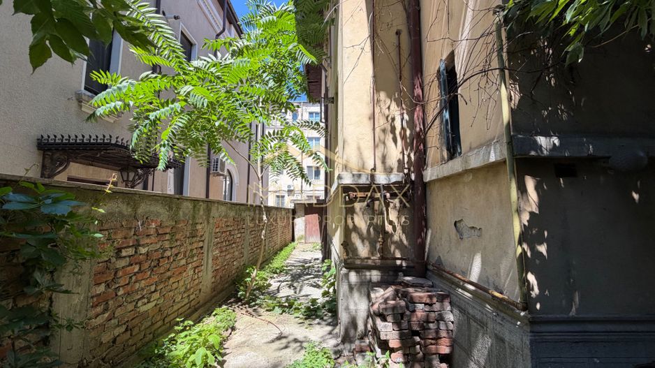 Vila cu 10 camere *540mp* // Zona Titulescu - Poză 47